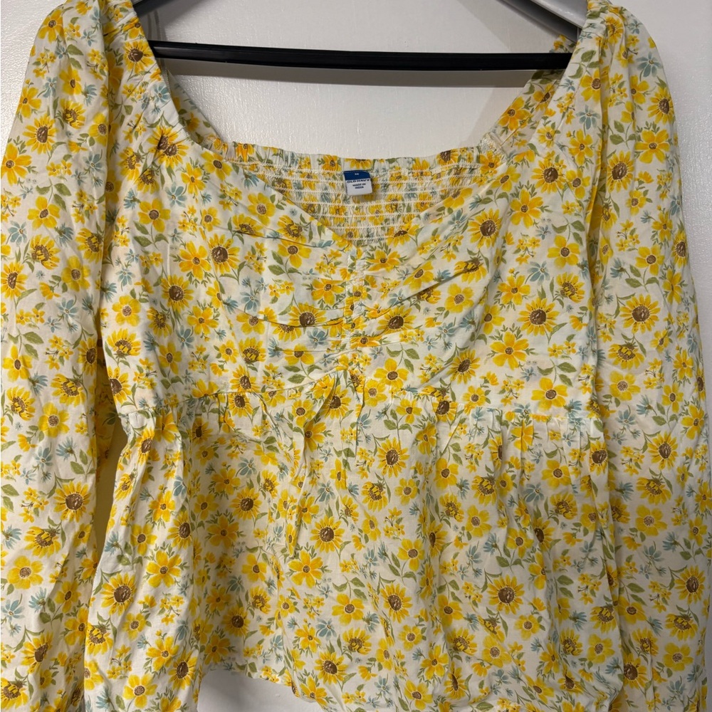 Old Navy Sunflower Print Blouse